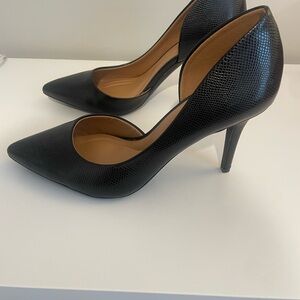 Jessica Simpson Black Textured Heels